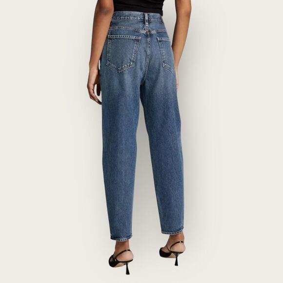 Goldsign | High-Rise Tapered-Leg Jeans | Blue | Size 29 - Picture 3 of 16